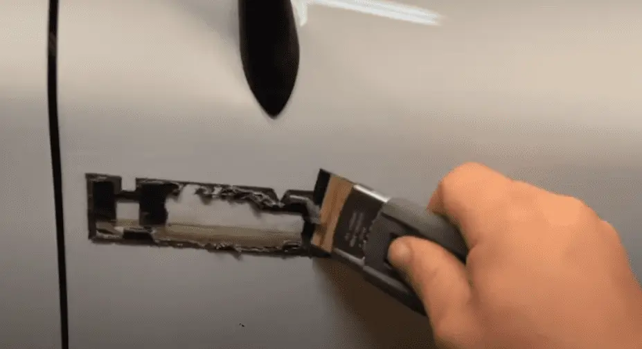 how-to-remove-adhesive-from-car-paint-safely-4-easy-methods