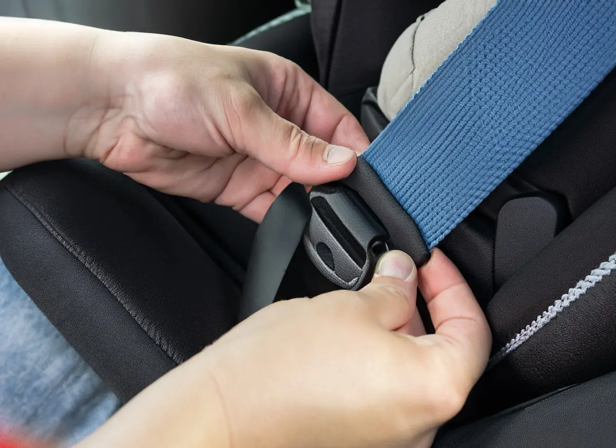 How to Fit Car Seat Straps